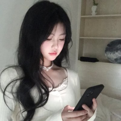 深居在内
